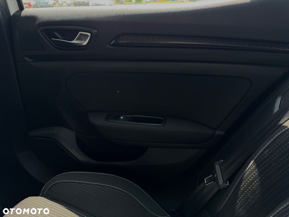 Renault Megane ENERGY TCe 100 LIMITED - 30