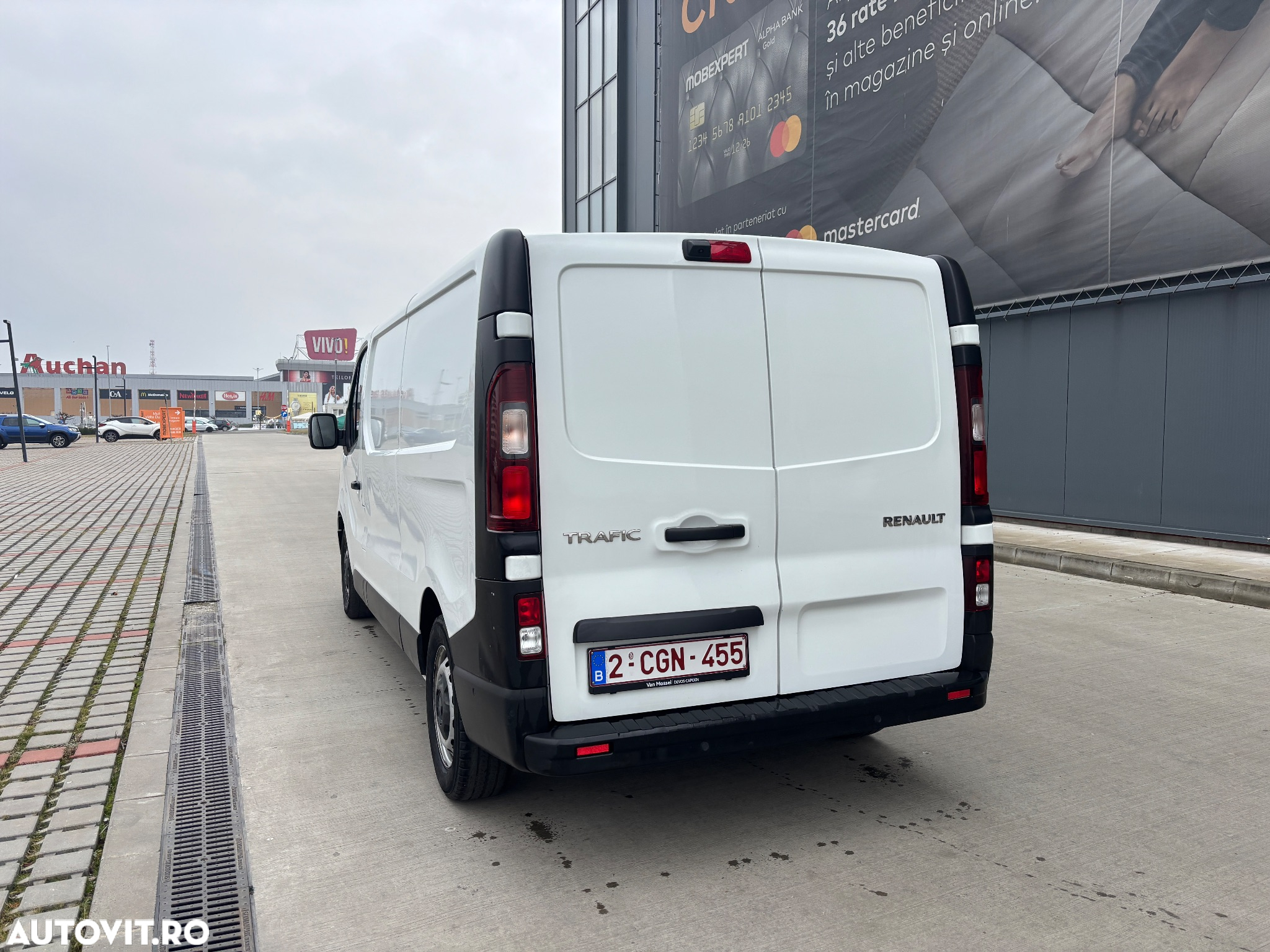 Renault TRAFIC - 7