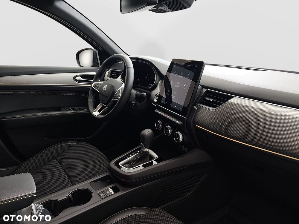 Renault Arkana - 32