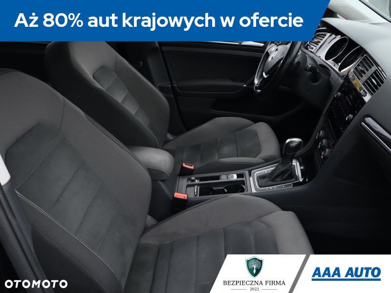 Volkswagen Golf Variant - 11