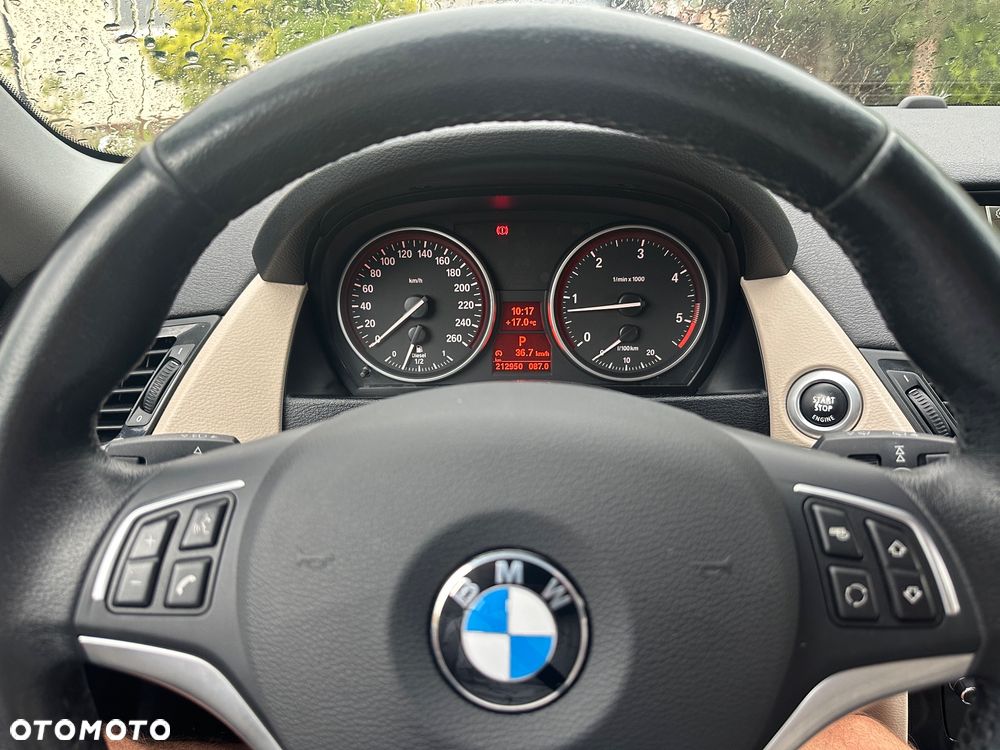BMW X1 sDrive20d xLine - 9