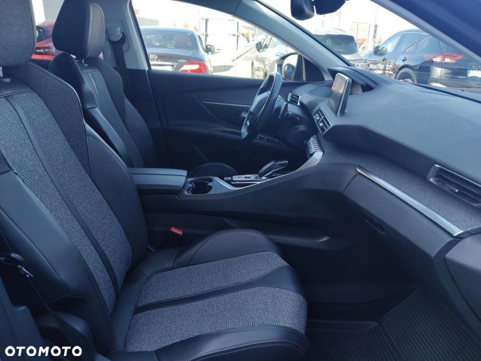 Peugeot 3008 - 22