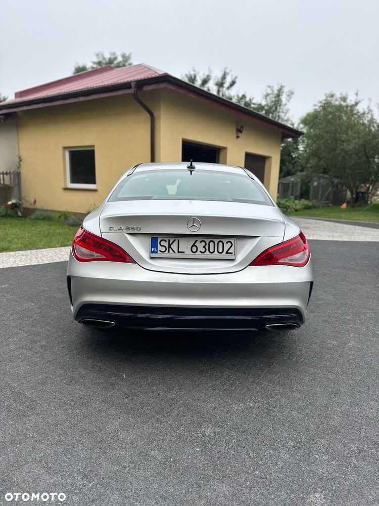 Mercedes-Benz CLA 250 7G-DCT - 6