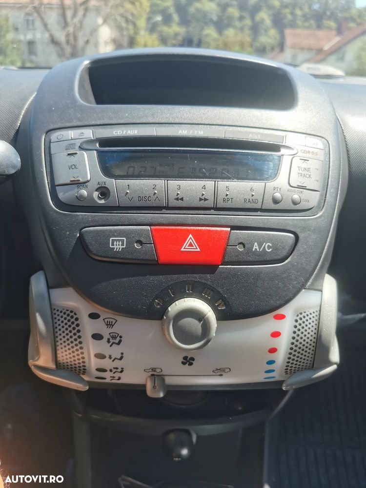 Toyota Aygo - 13