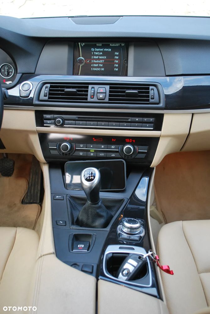 BMW Seria 5 520d Edition Fleet - 15