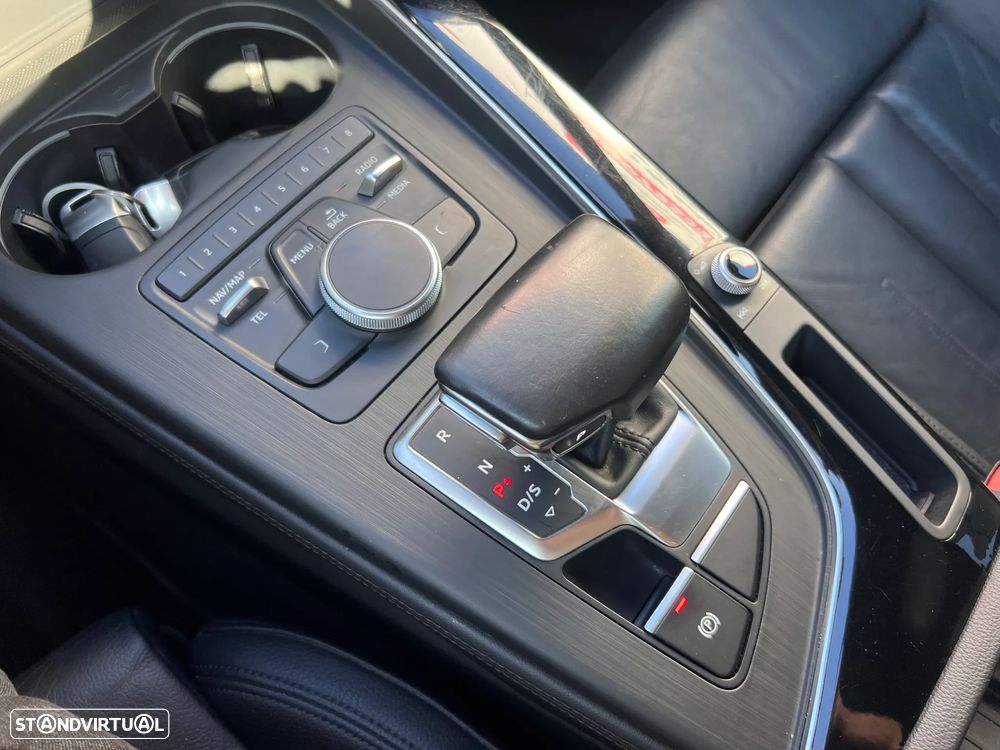 Audi A4 2.0 TDI S-line S tronic - 17