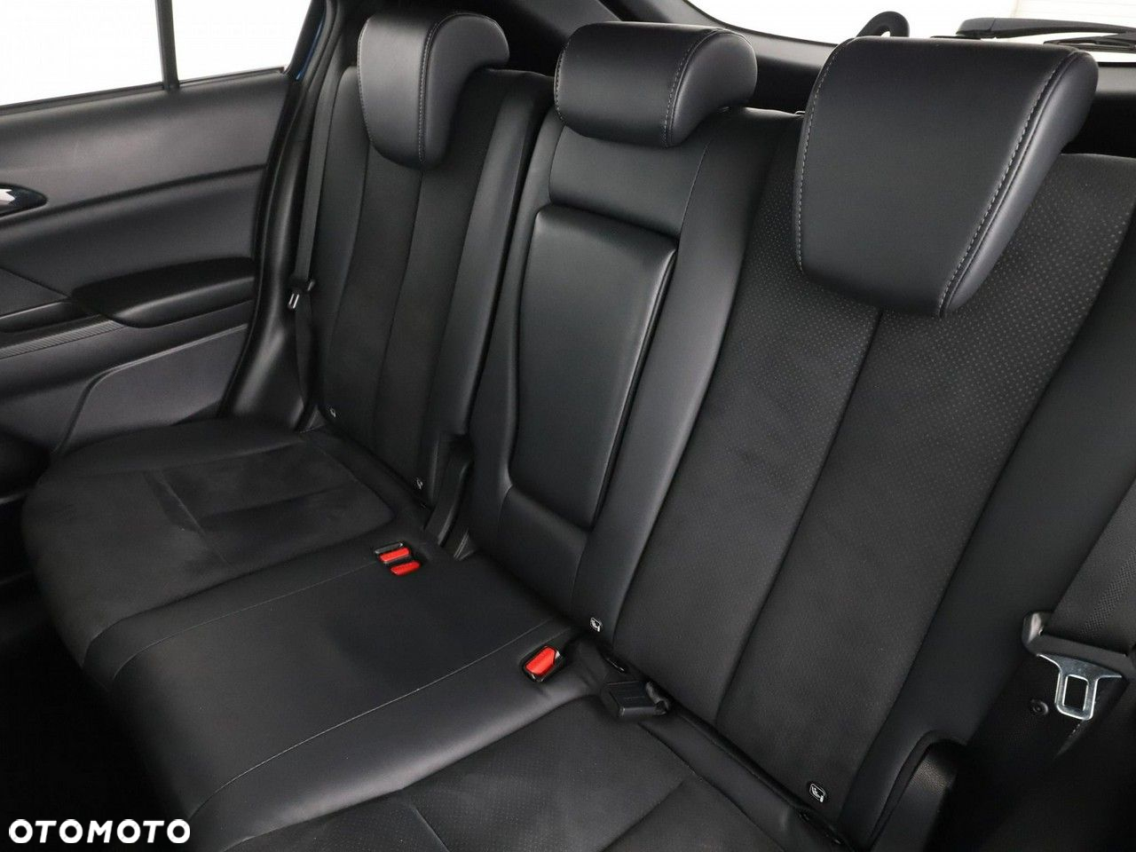 Mitsubishi Eclipse Cross 2.4 PHEV Intense Plus - 17