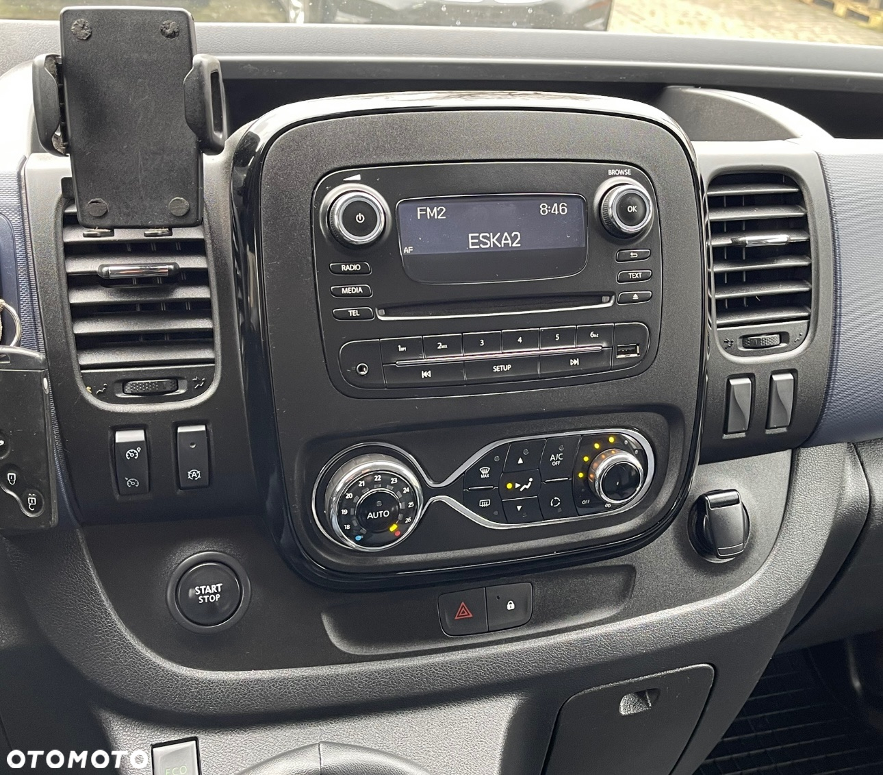 Opel Vivaro - 16