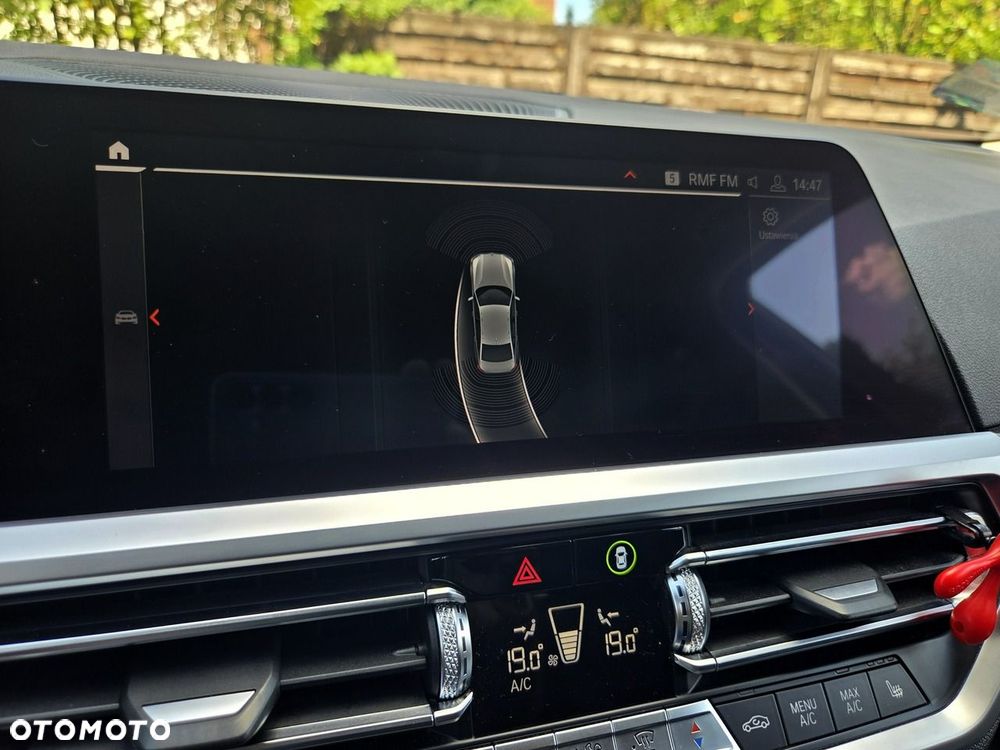 BMW Seria 3 320d xDrive - 18