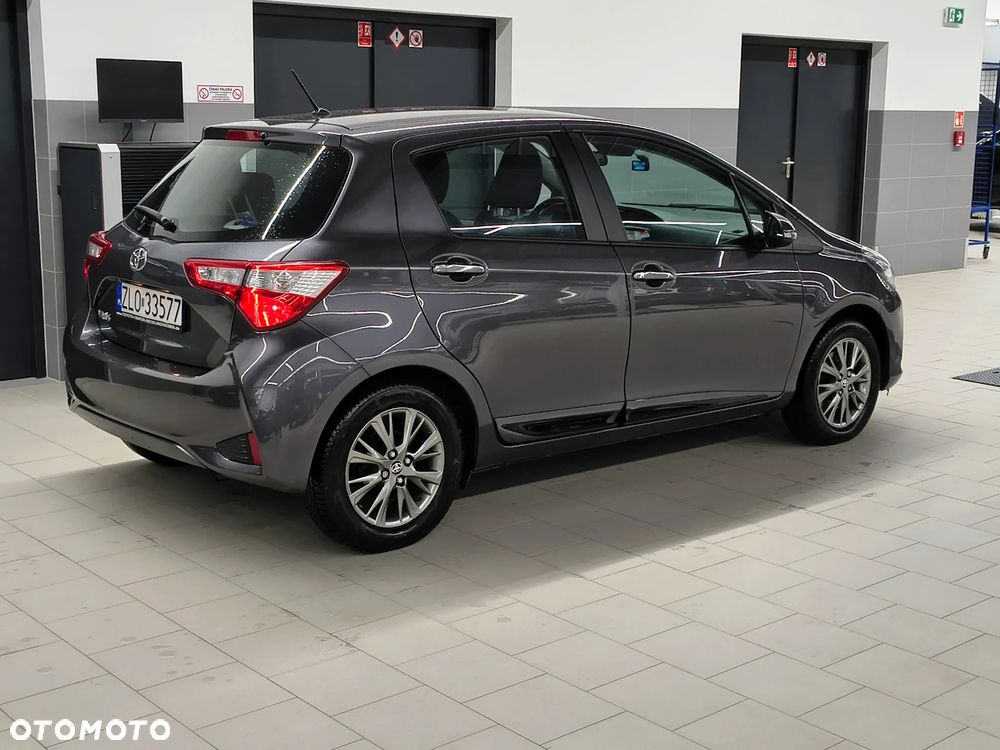 Toyota Yaris - 17