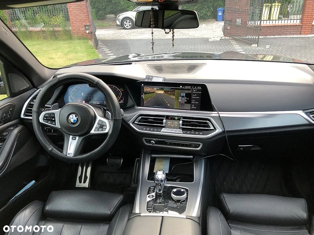 BMW X5 xDrive50i - 12