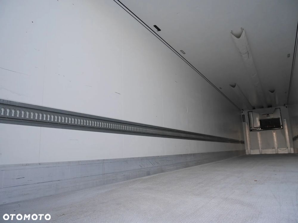 Schmitz Cargobull Thermo King SLXi 300 - 18