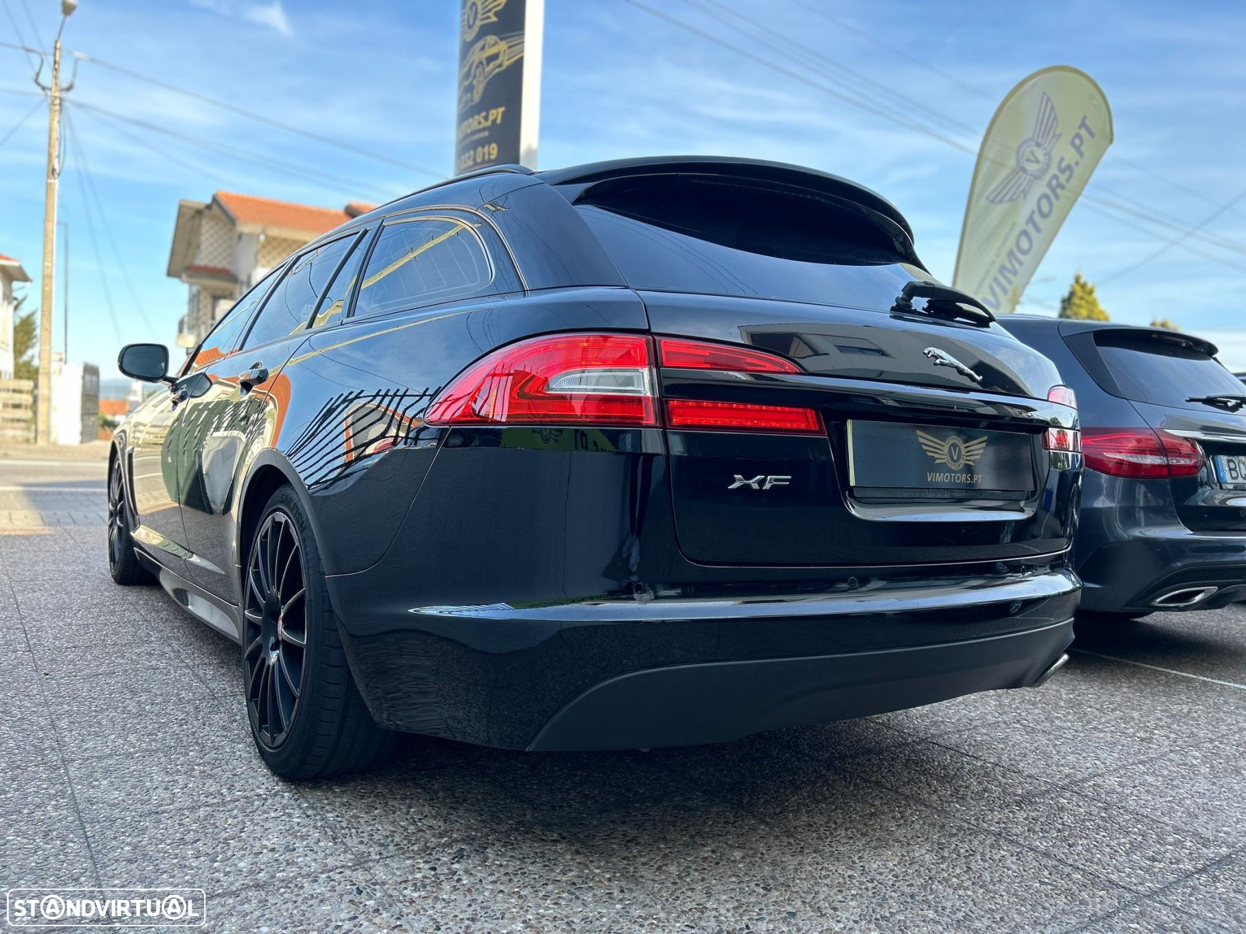 Jaguar XF Sportbrake 2.2 D R-Sport - 9