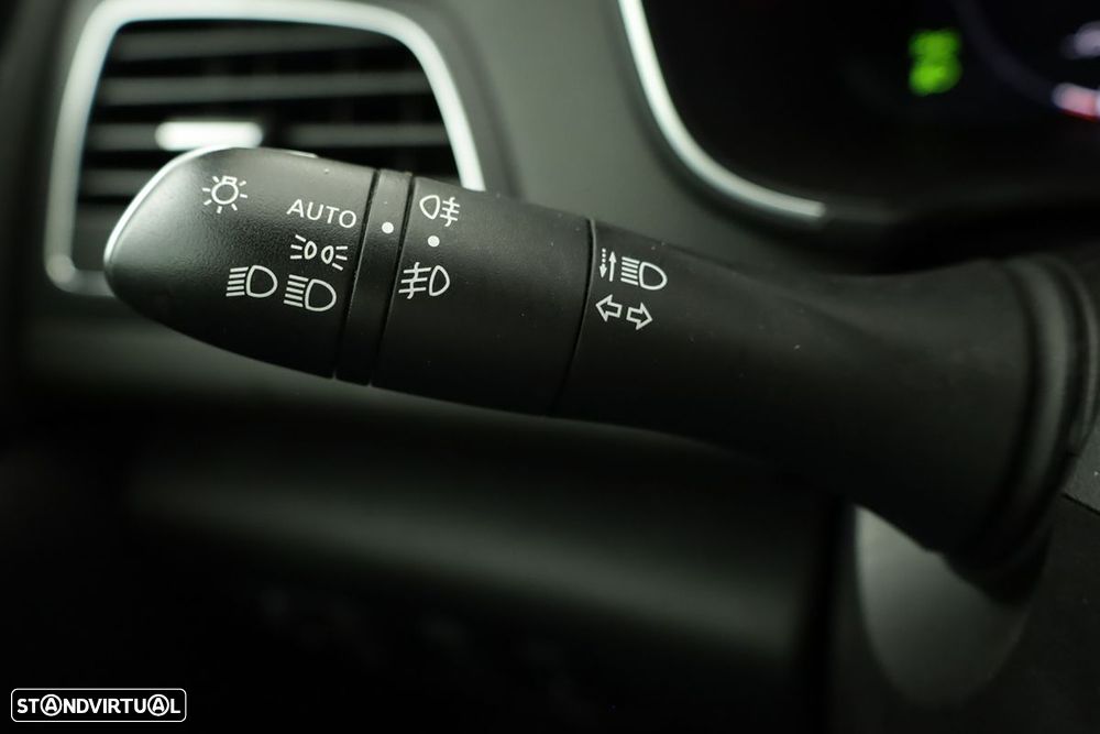 Renault Mégane Sport Tourer 1.6 E-Tech Plug-In Hybrid R.S. Line - 18