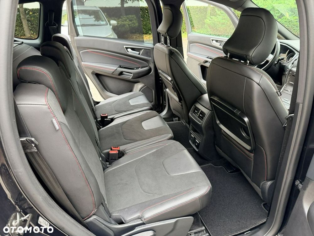 Ford S-Max - 28