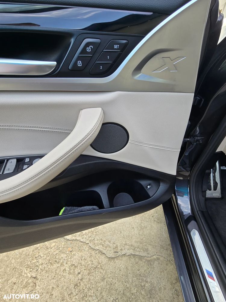 BMW X3 xDrive30e AT PHEV - 11