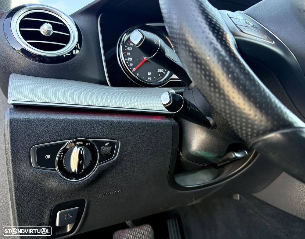 Mercedes-Benz E 220 d Exclusive - 27