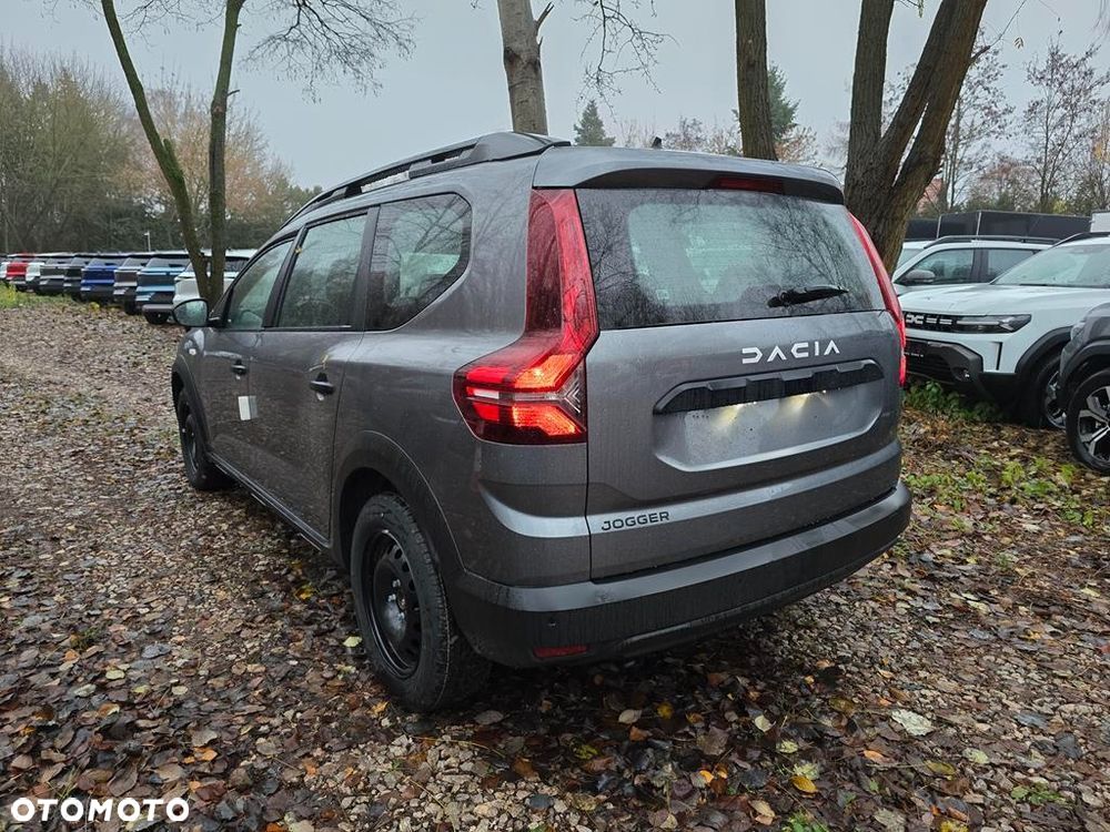 Dacia Jogger 1.0 TCe Essential LPG 7os - 6