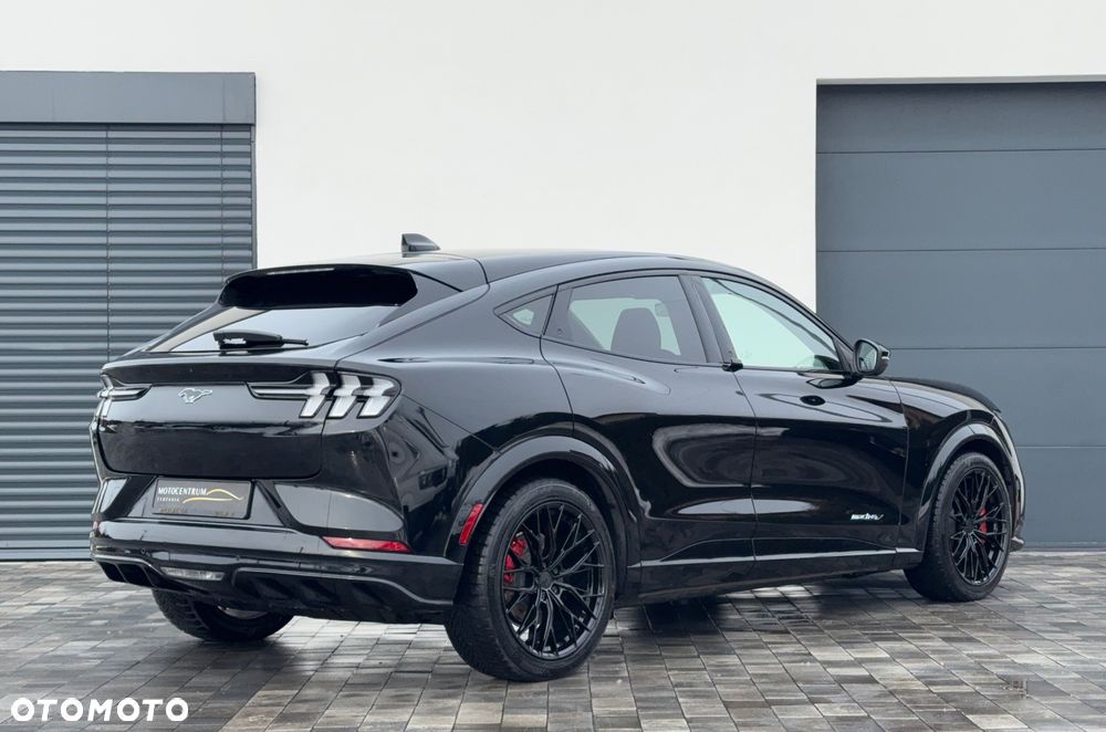 Ford Mustang Mach-E - 5