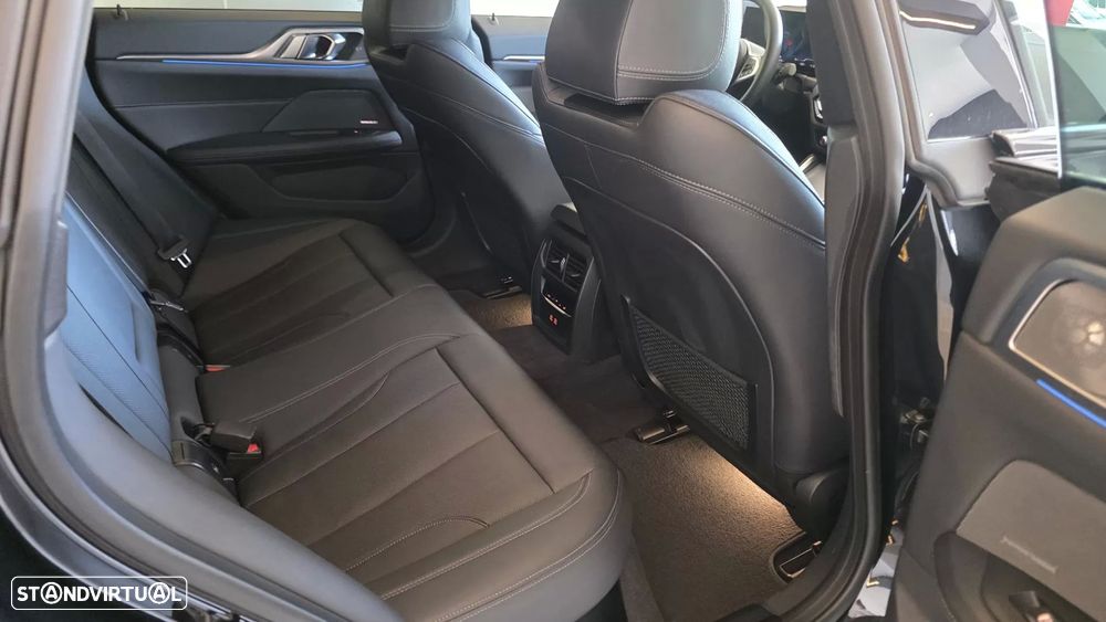 BMW i4 eDrive40 Pack Desportivo M - 54