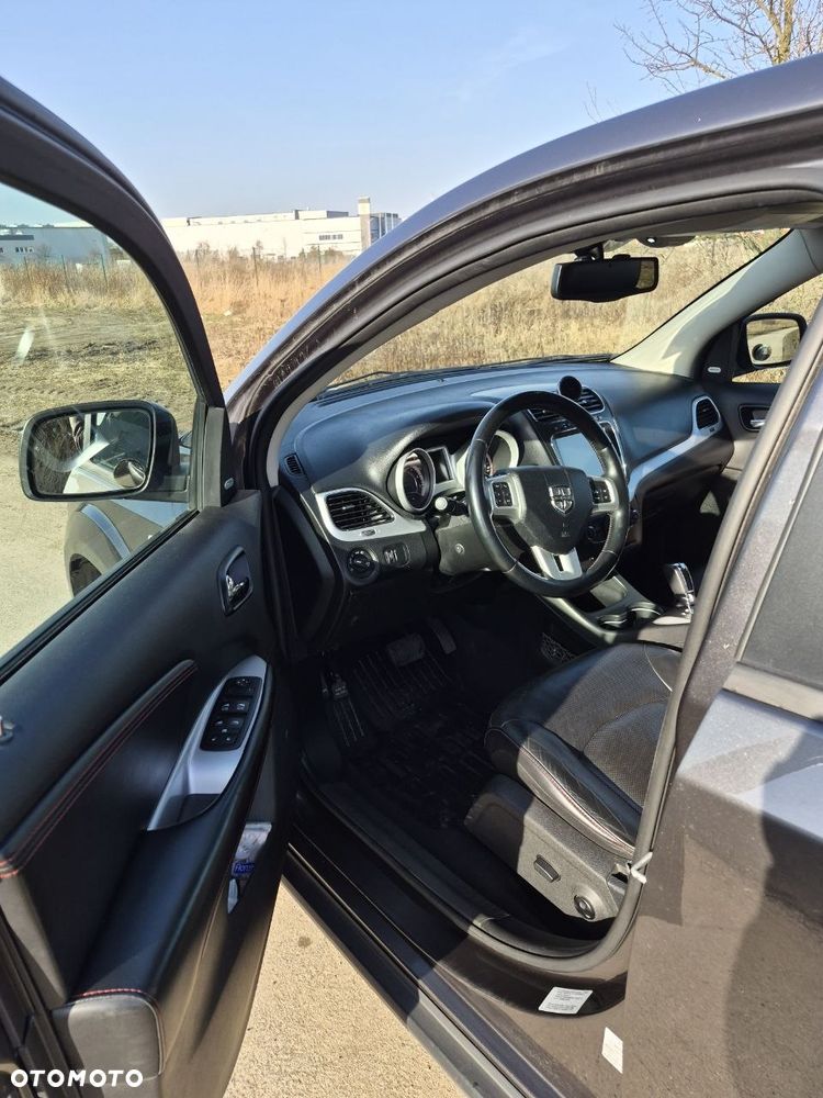 Dodge Journey - 11