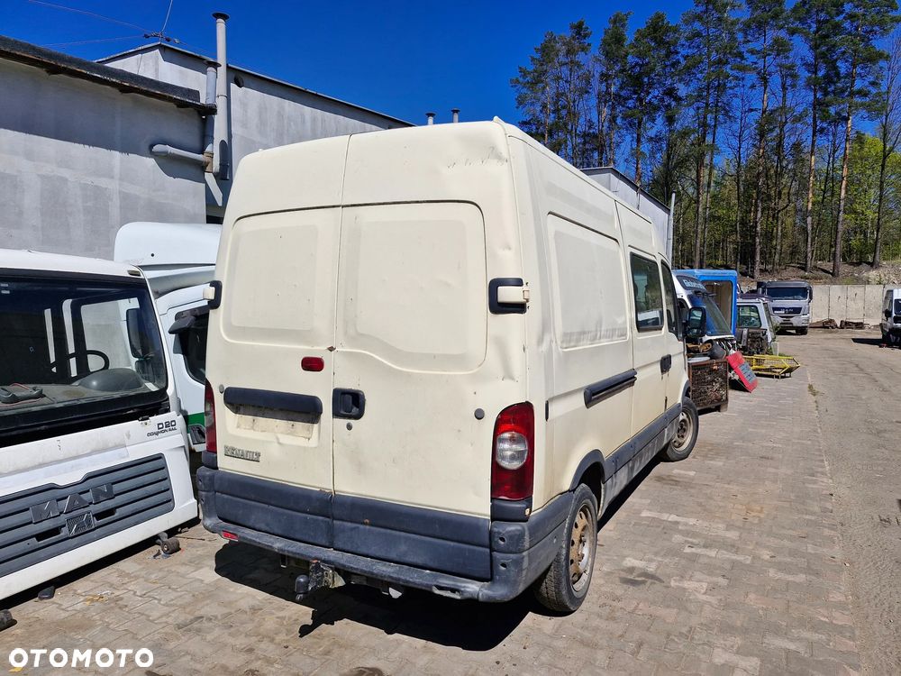 Renault Master II 2.2DCI maska zderzak drzwi szyby lusterka felgi pojazd na częsci - 9