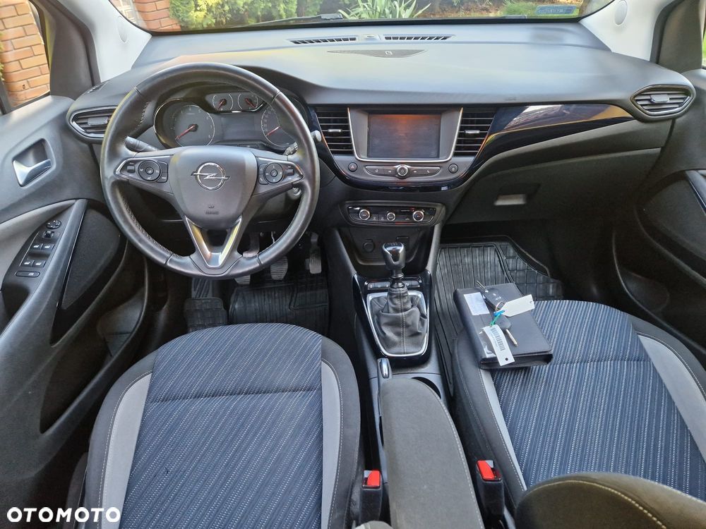 Opel Crossland X 1.2 T 120 Lat S&S - 9