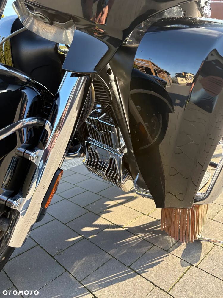 Indian Roadmaster - 22