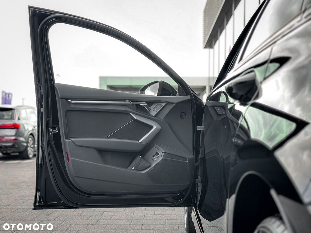 Audi A3 Sportback - 16