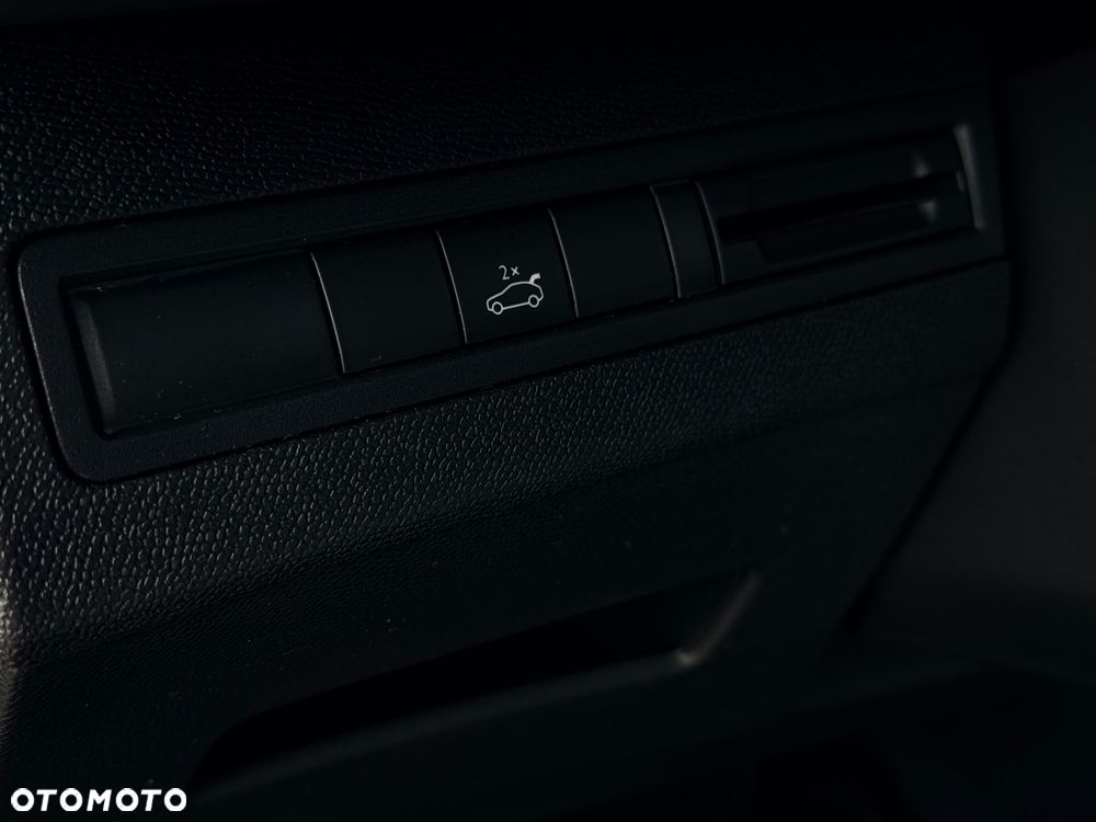 Peugeot 3008 PureTech 180 Stop & Start GPF EAT8 Allure - 13