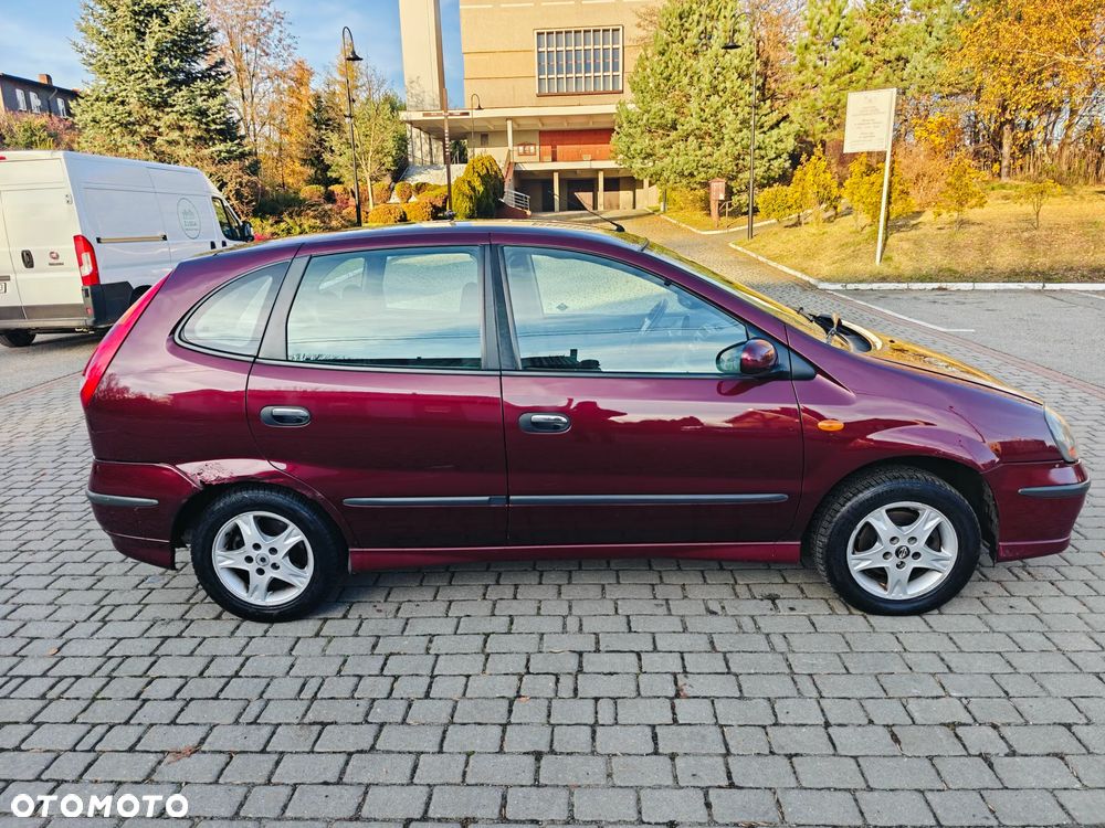 Nissan Almera Tino 1.8 Comfort High - 3