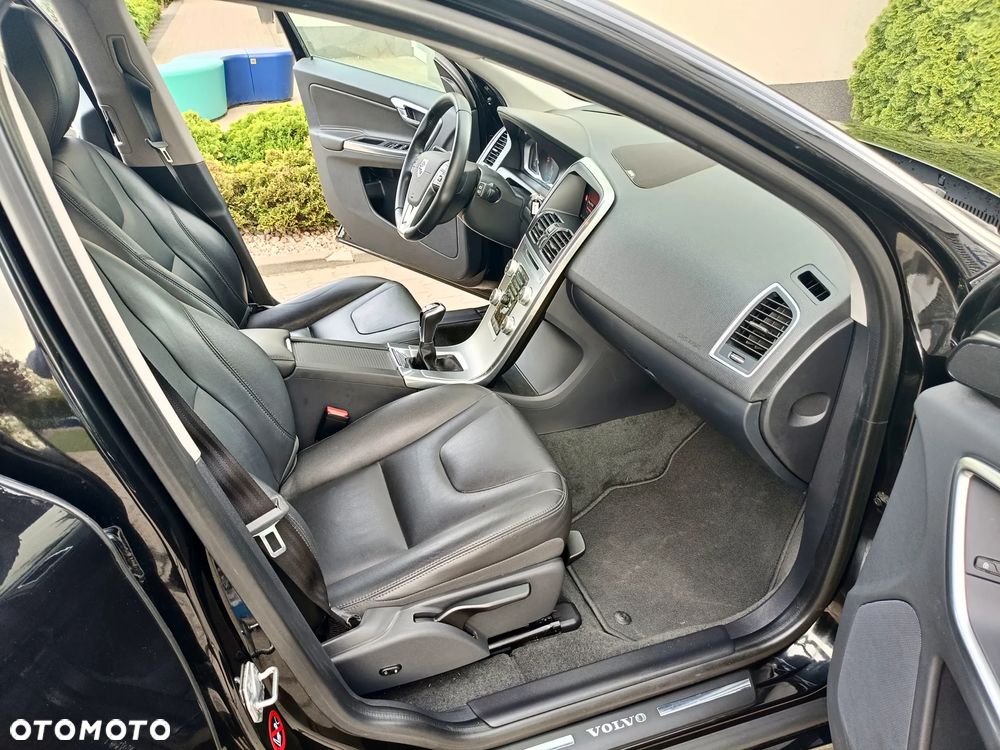 Volvo XC 60 D4 Summum - 18