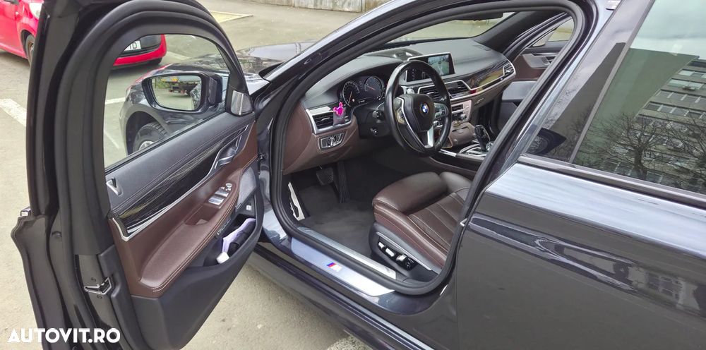 BMW Seria 7 740d xDrive - 10