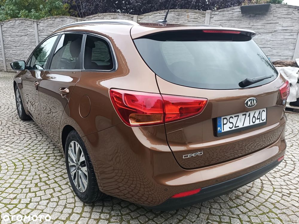 Kia Ceed Cee'd 1.6 CRDi GT Line - 5