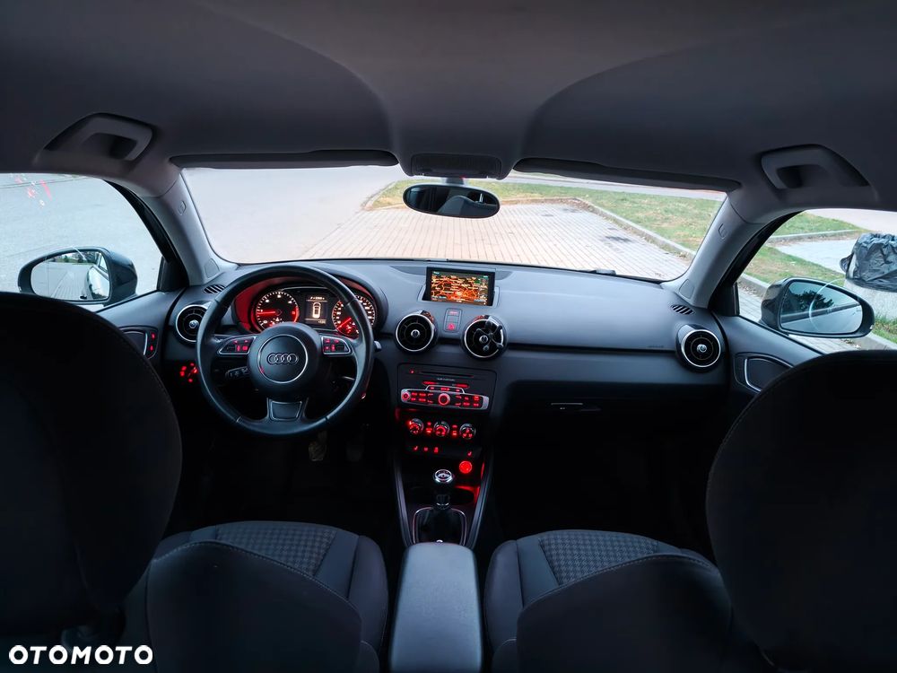 Audi A1 3-drzwiowe 1.6 TDI admired - 8