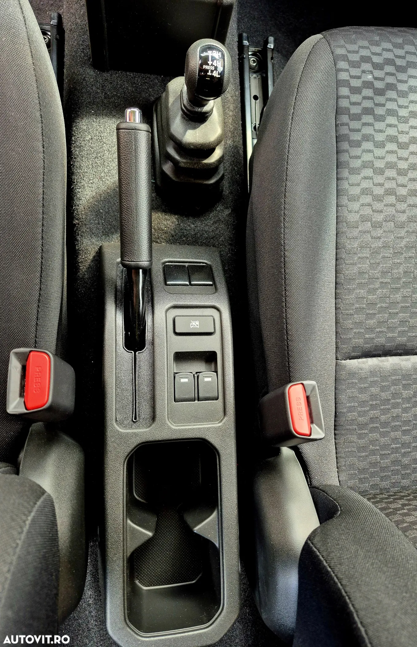 Suzuki Jimny 1.5 ALLGRIP GLX AT - 24
