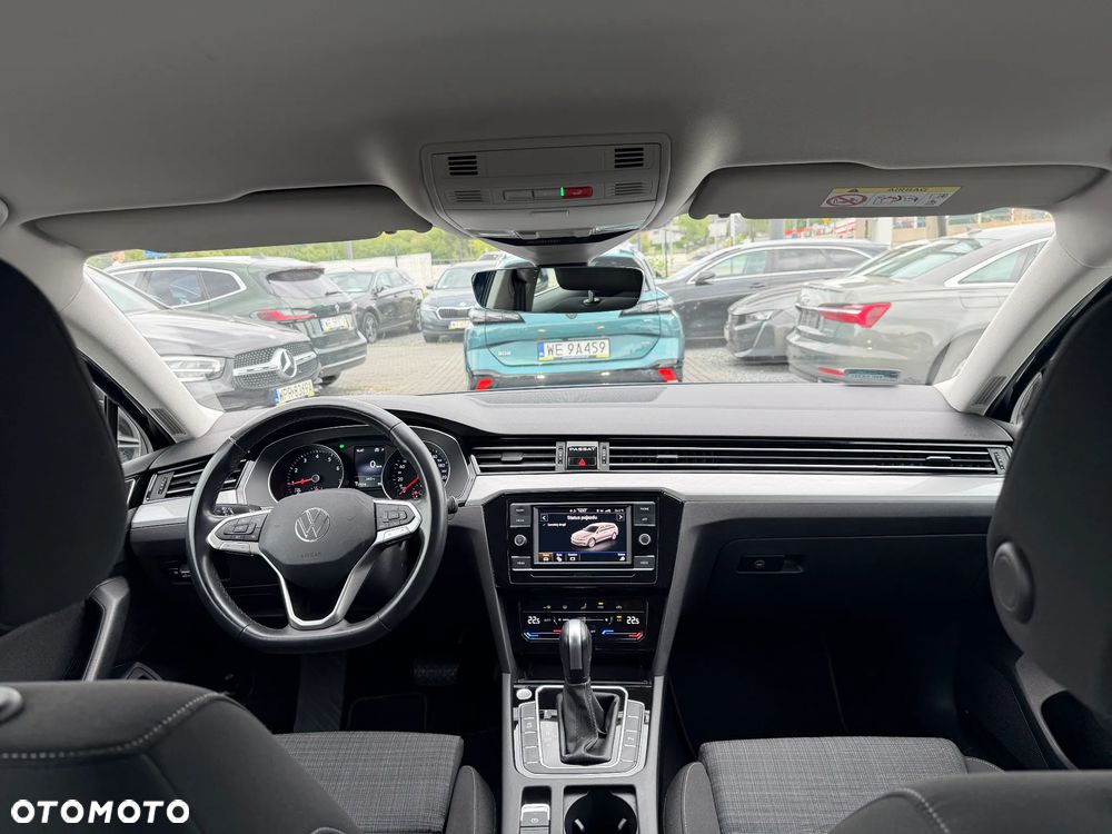 Volkswagen Passat - 19