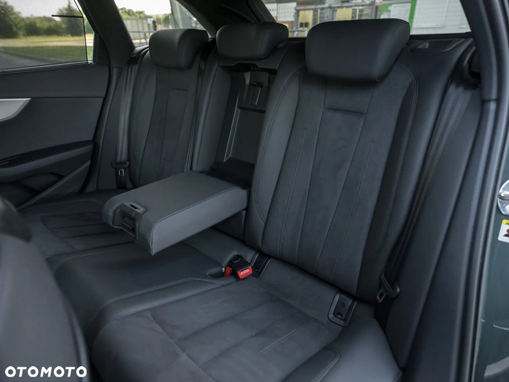Audi A4 Avant 50 TDI quattro tiptronic S line - 30
