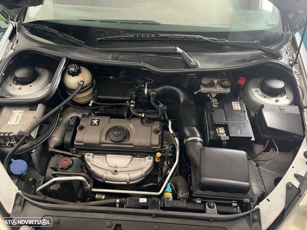 Peugeot 206 1.1 XR - 18