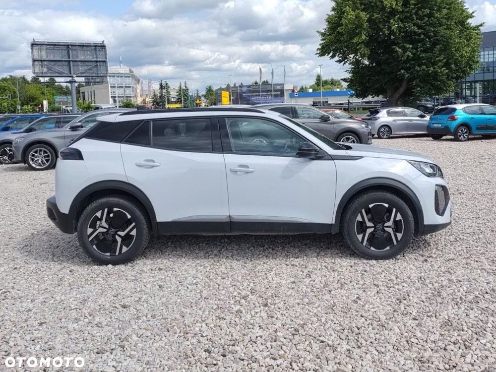 Peugeot 2008 1.2 PureTech Allure S&S EAT8 - 4