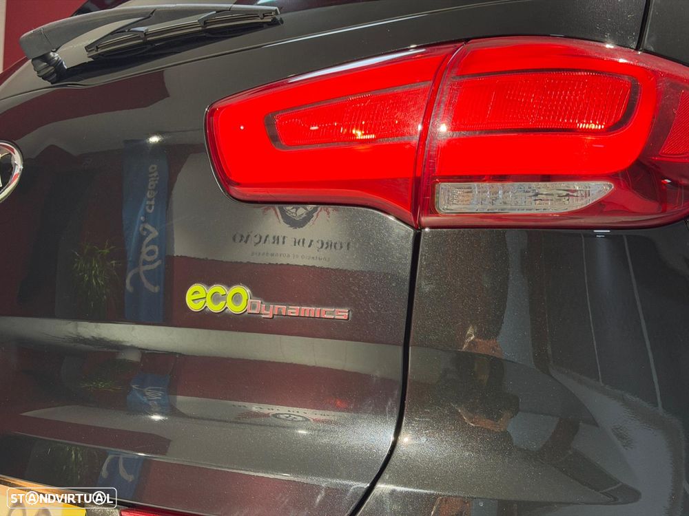 Kia Sportage 1.7 CRDI ISG More Edition - 16