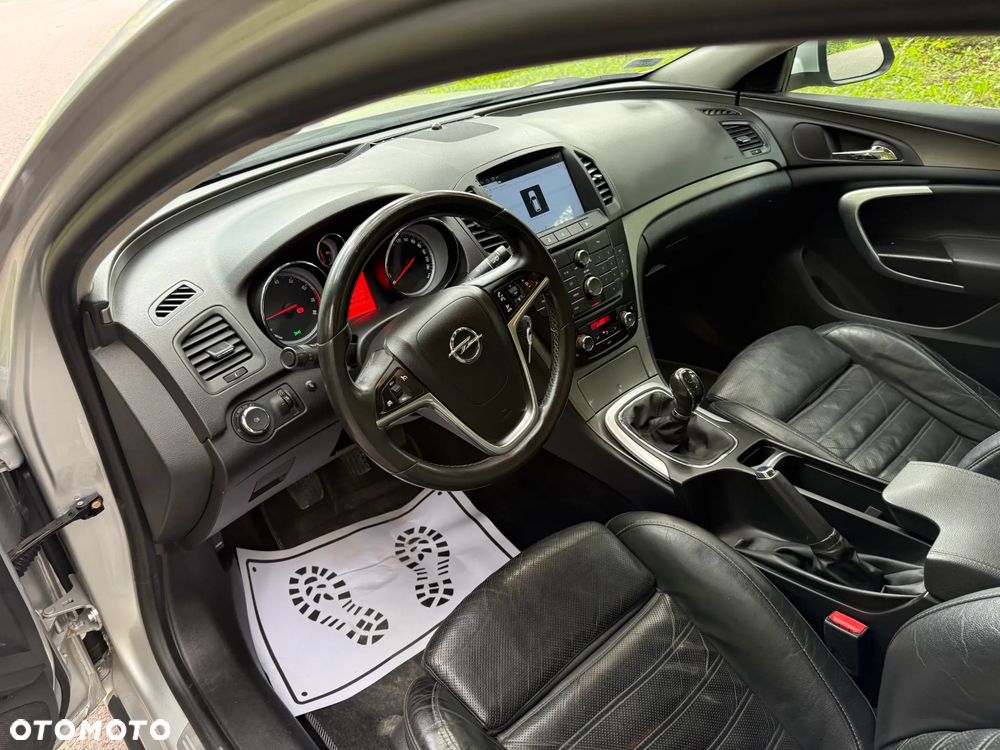 Opel Insignia 1.6 T Cosmo - 24