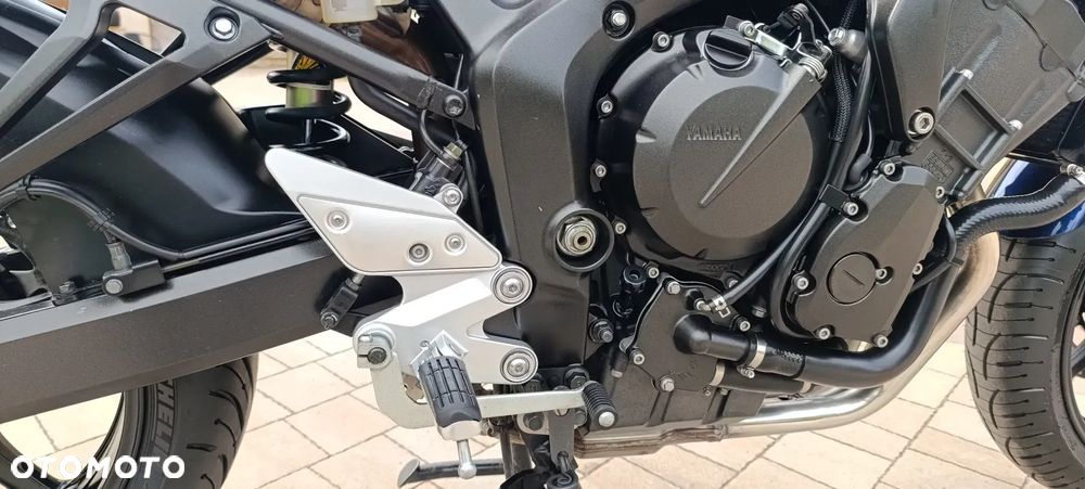 Yamaha FZ6 - 25