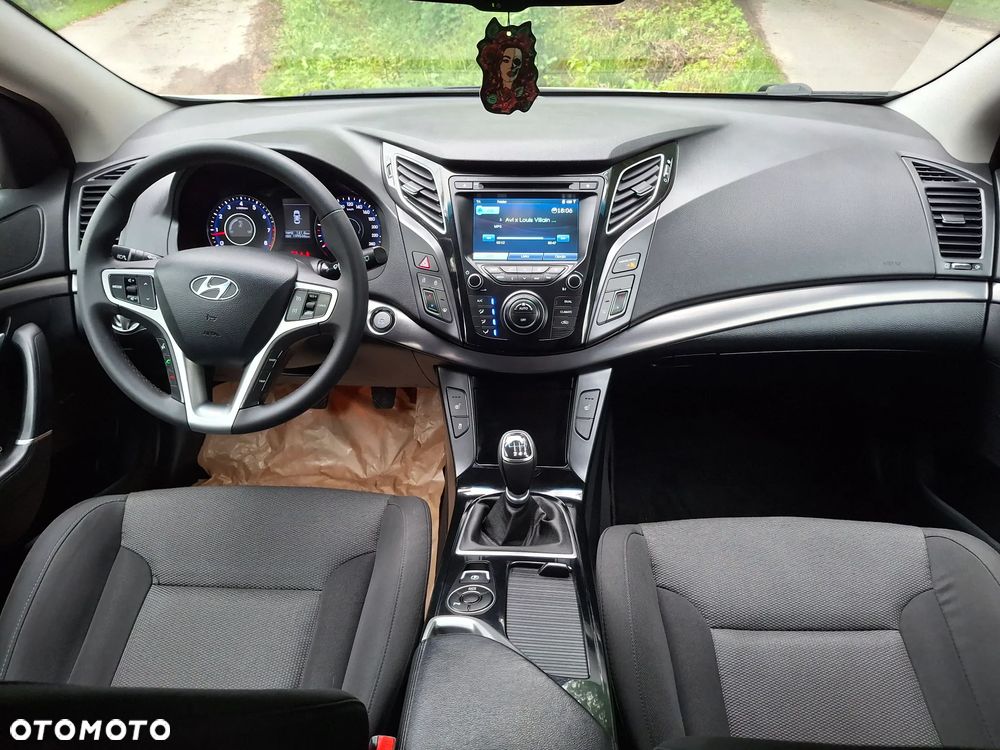 Hyundai i40 1.6 Comfort - 16