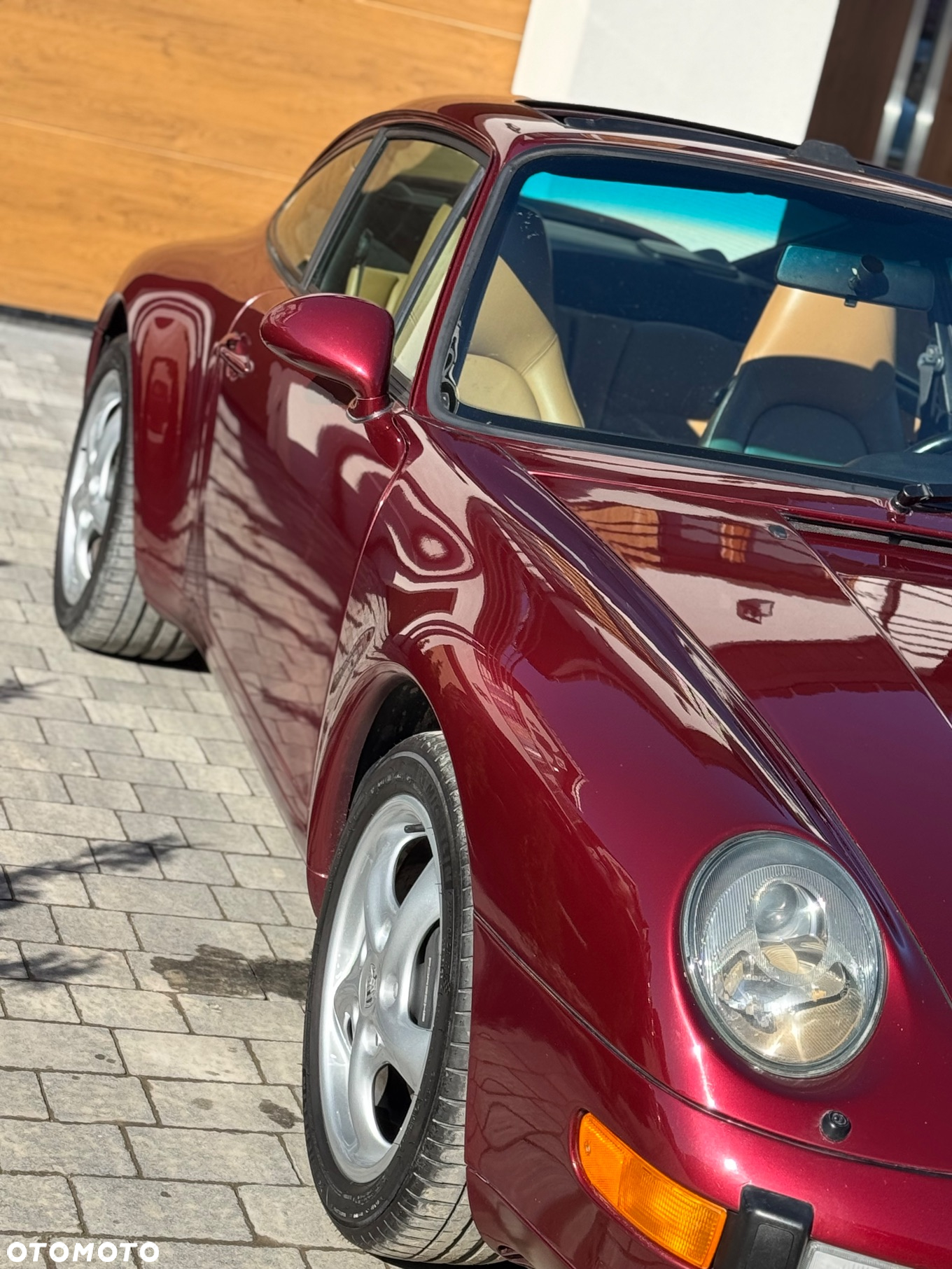 Porsche 911 Carrera - 2