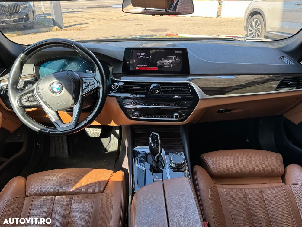 BMW Seria 5 530d xDrive AT - 13