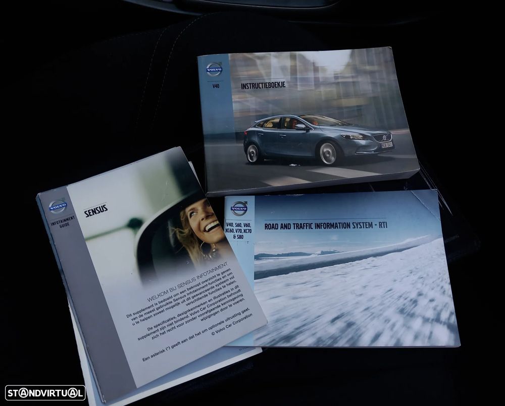 Volvo V40 D2 Summum - 26