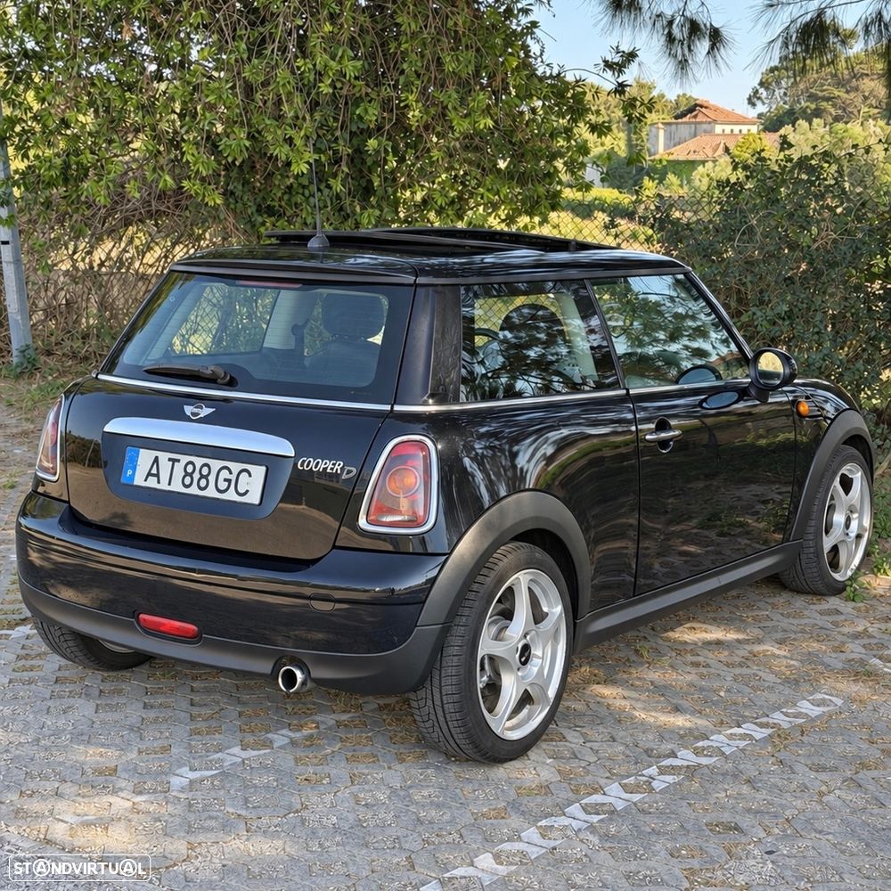MINI 3 Portas Cooper D - 6