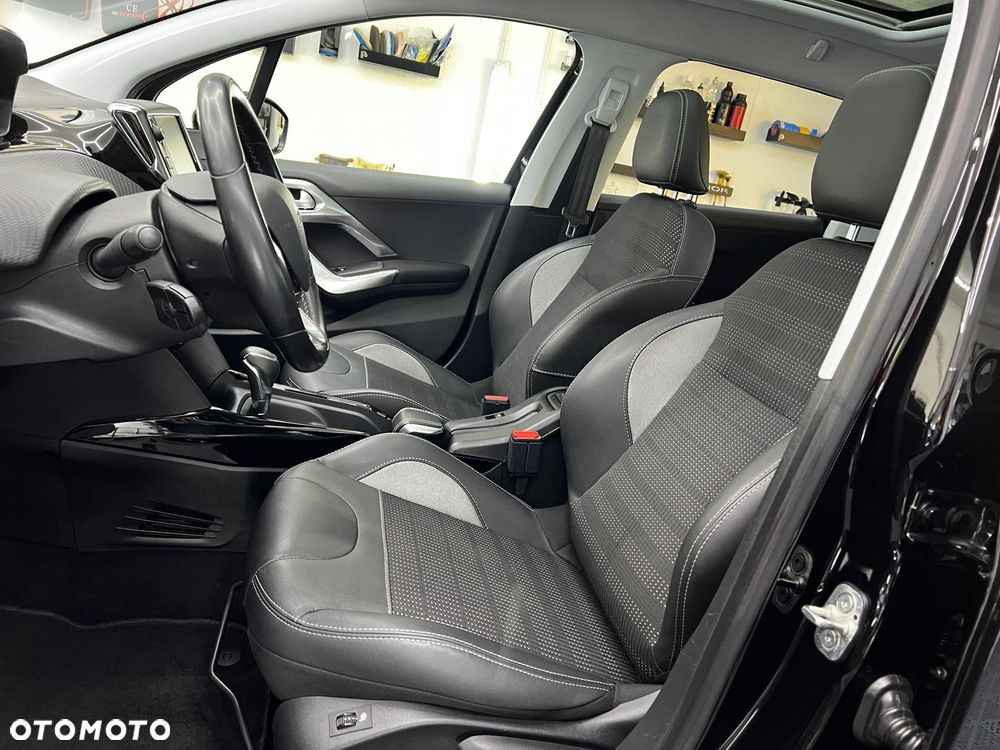 Peugeot 2008 PureTech 130 Stop&Start EAT6 Black Edition - 12
