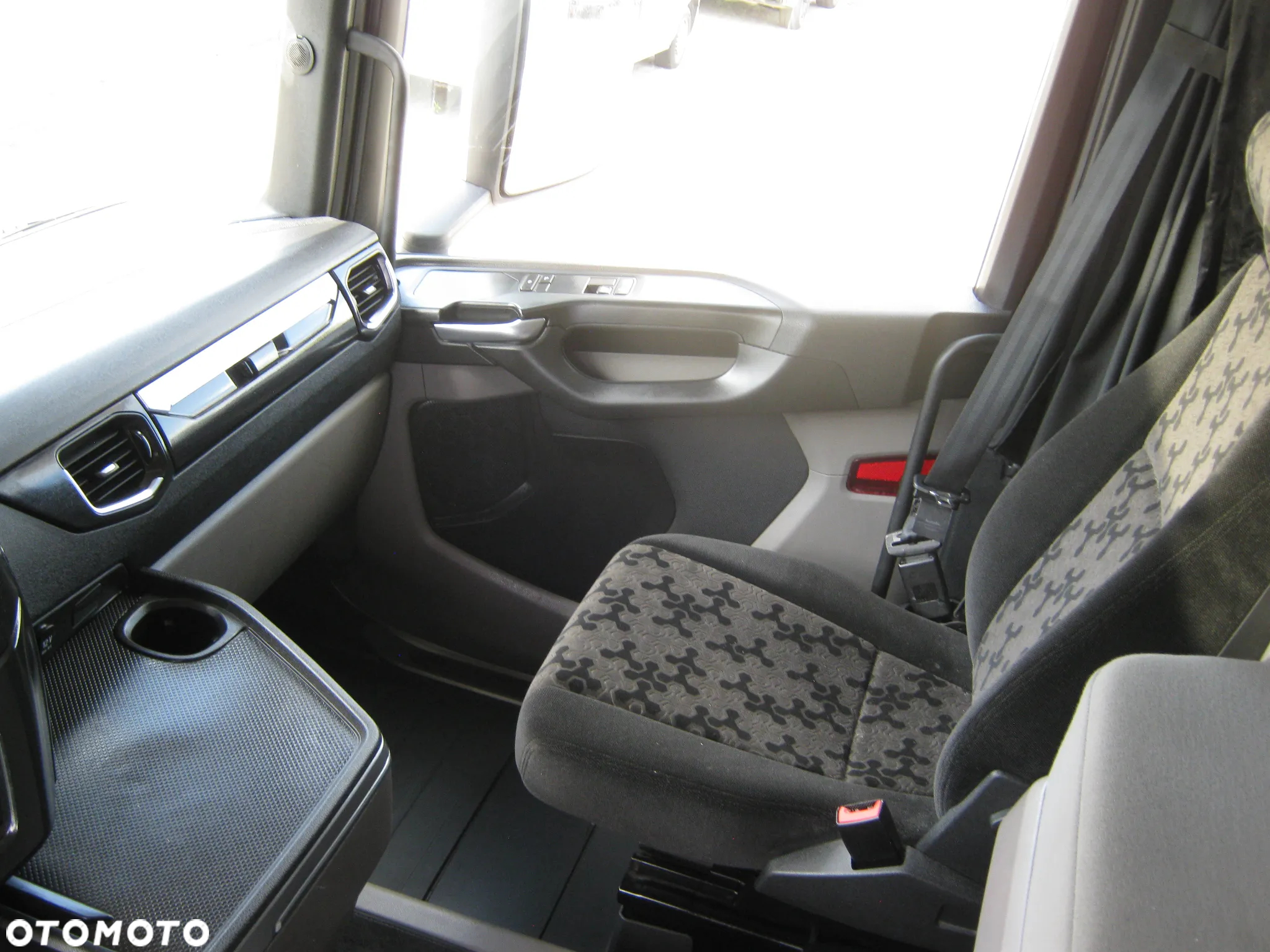 Scania R-580 V 8  SPROWADZONA - 9